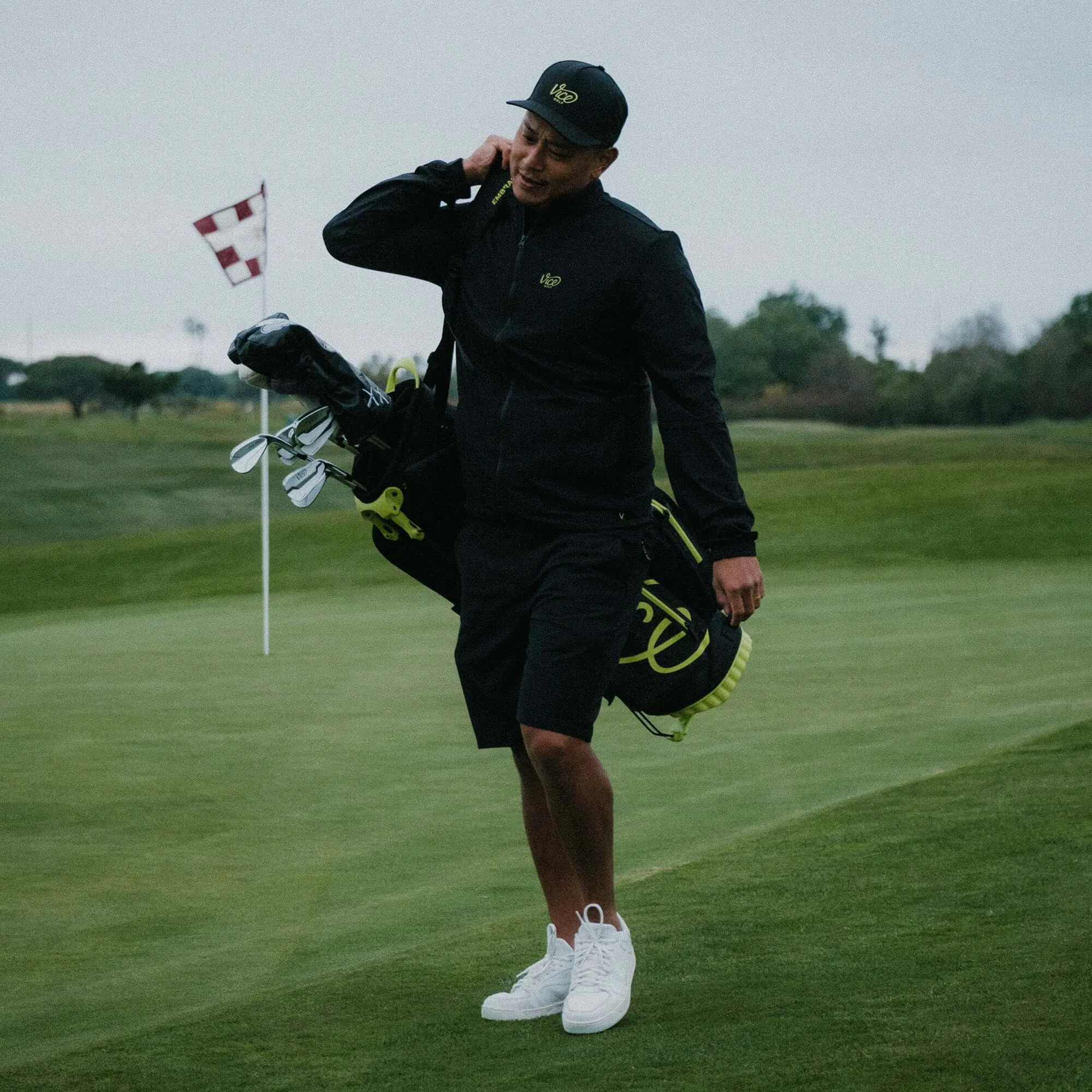 Vice_Golf_Verve_Lifestyle_Shoe_Black_White